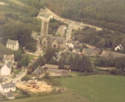 Le village de Saint Herbot - vue arienne